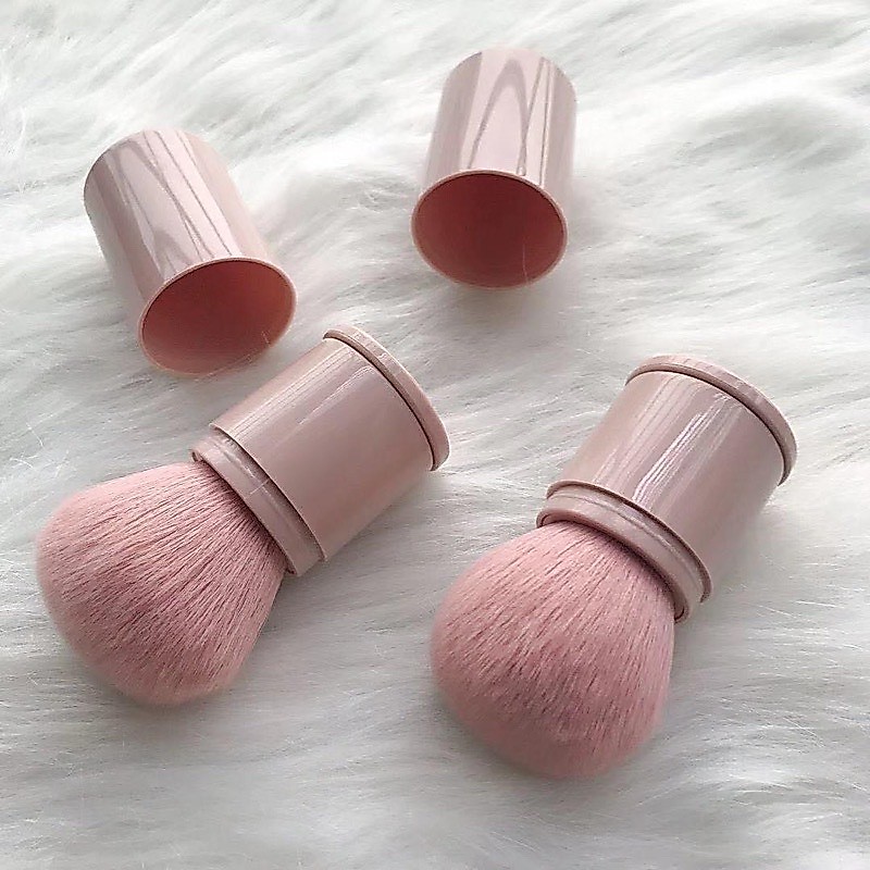 แบบพกพายืดไสลด์แปรงปัดแก้มแปรงแต่งหน้า Powder Brush แปรงปัดแป้งทรงพุ่ม ขนนุ่ม พร้อมฝาปิด