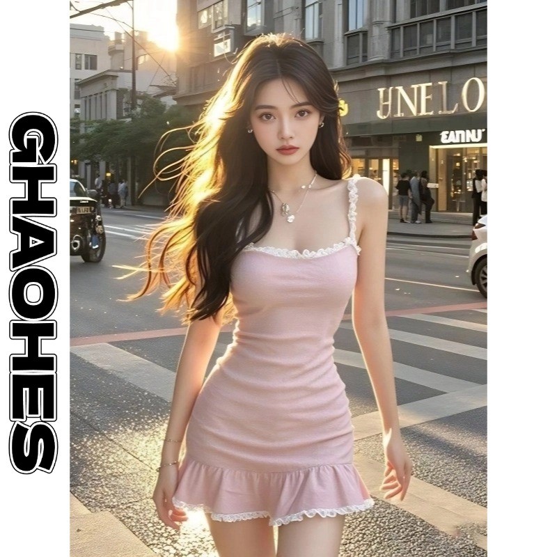 GHAOHES ชุดเดรสลูกไม้สีชมพู เนื้อผ้านุ่มสบาย เข้ารูปช่วงเอวดูผอม ดีไซน์สั้นเซ็กซี่ไม่เหมือนใคร มีขนาด S-XL - รูปที่ 4