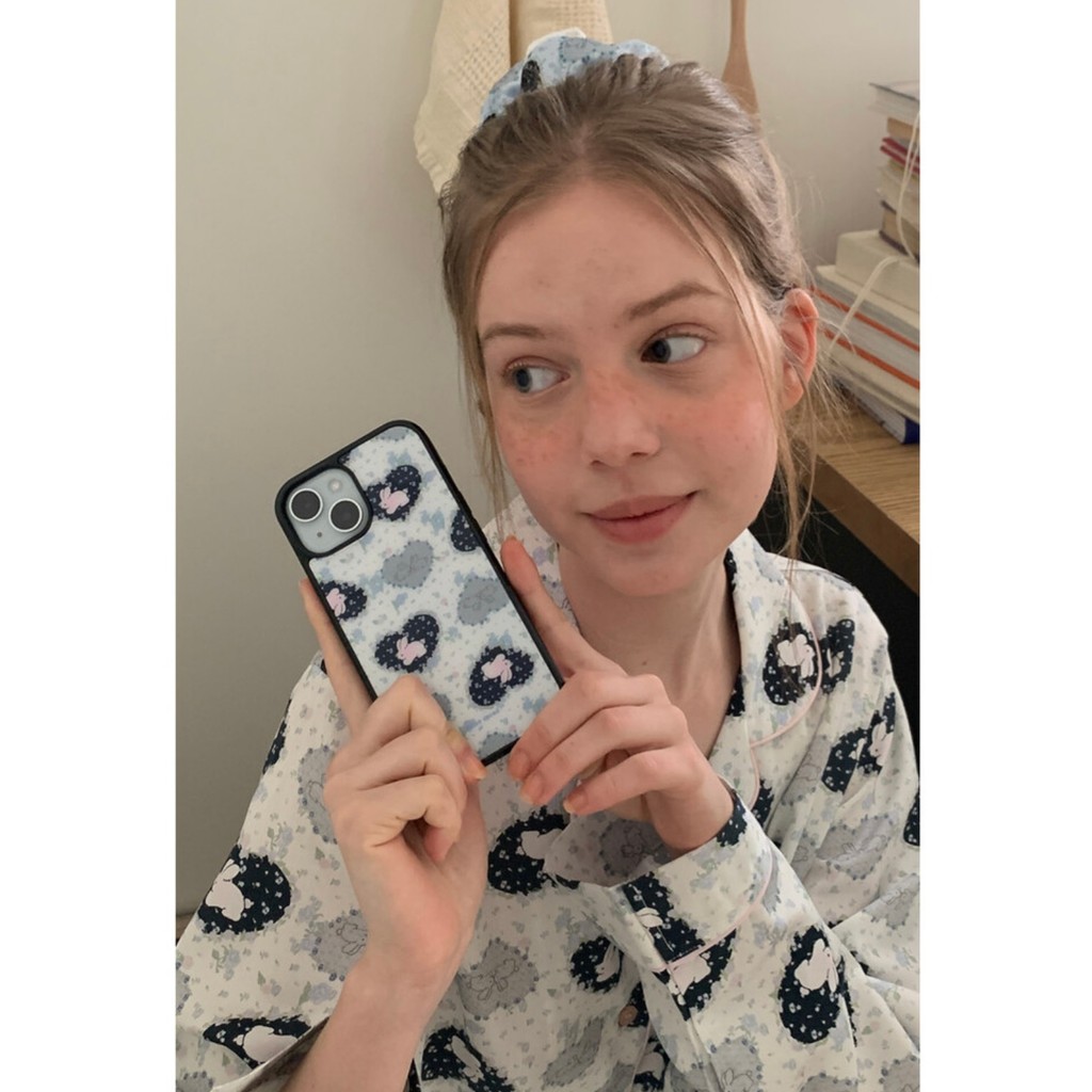 สไตล์เกาหลี ins Retro Rose Rabbit เหมาะสําหรับ iphone16pro/15promax เคสป้องกัน Apple 17air เคสโทรศัพท์ 17promax เคสป้องกัน 13/14 เคส 11/12 กันกระแทก