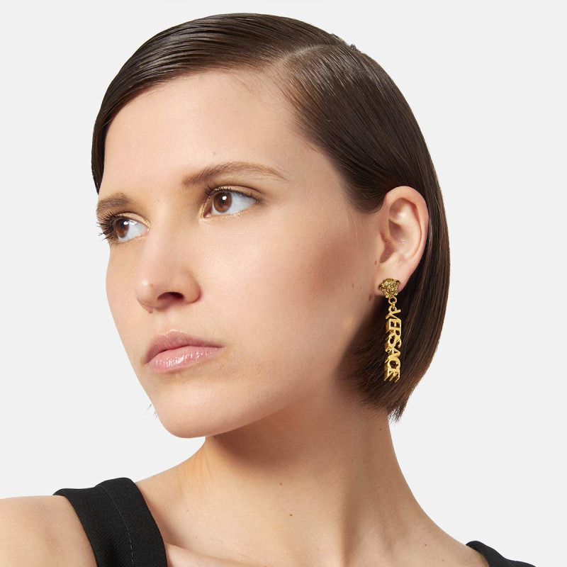 ต่างหู VERSACE สำหรับคุณลедี เป็นของขวัญคริสต์มาสที่ดี