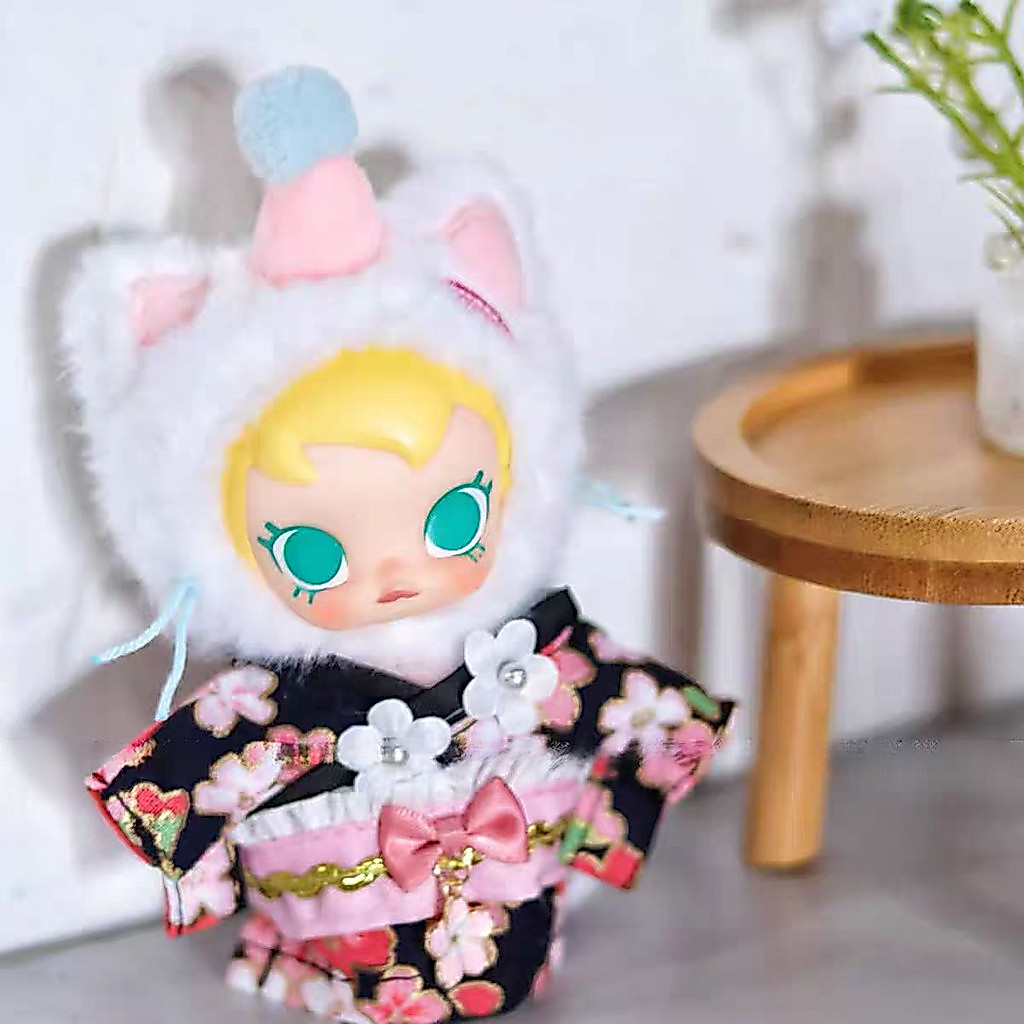 Baby Molly Pocket Friend Series ไวนิล/SKULLPANDA V1V2 ชุดกิโมโนญี่ปุ่นเสื้อผ้าเด็กจี้ตุ๊กตาเสื้อผ้าอุปกรณ์เสริมเปลี่ยน