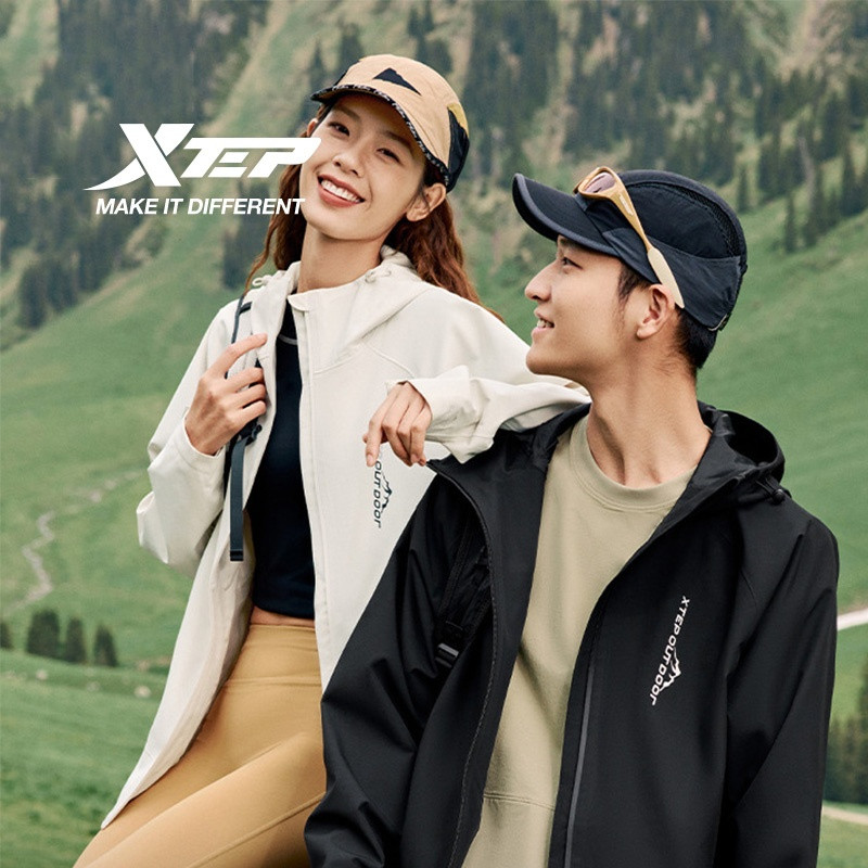 XTEP เสื้อแจ็คเก็ตน้ําค้างป้องกันลมสำหรับการเดินป่ากลางแจ้ง