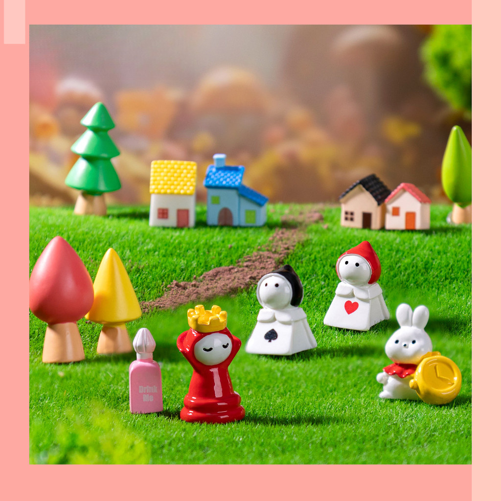 [จิน] สินค้าใหม่การ์ตูนบ้านโป๊กเกอร์หมากรุกชิ้นอลิซกระต่าย ทําเอง ไมโครภูมิทัศน์เรซิ่นเครื่องประดับ 3 ชิ้นแพ็ค