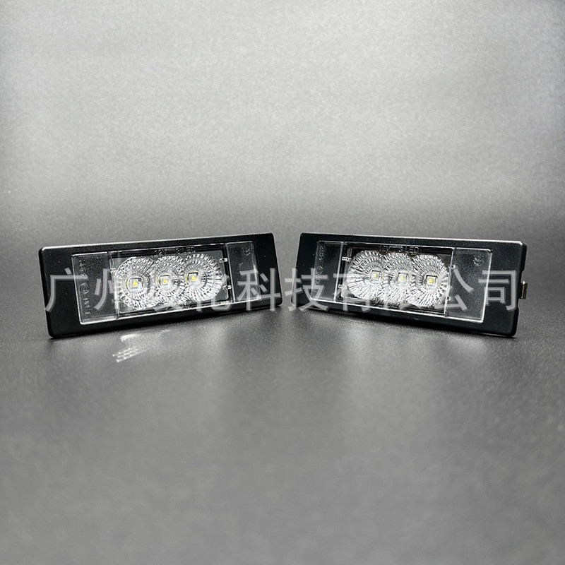 เหมาะสําหรับ BMW 6/1 Series E87 E81 E63 E64 E86 Z4 F06 F20 ไฟป้ายทะเบียน LED ไฟป้ายทะเบียน