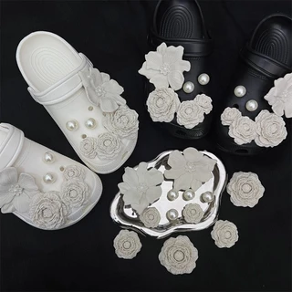 ACCESSORIES รองเท้าเกาหลี Mori Series ดีไซน์สามมิติดอกไม้และเพียรล์ สไตล์หรูหรา พร้อมกลไกซ่อนน้ำหอมที่ถอดออกได้