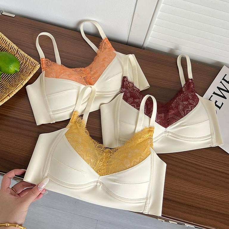 TAIXING บราไร้โครง ลูกไม้ลักชู เก็บเนื้อข้าง ฟองกลาง