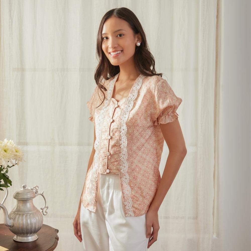 Sarina - Mandalas Modern Womens Batik Blouse ชุดทํางาน