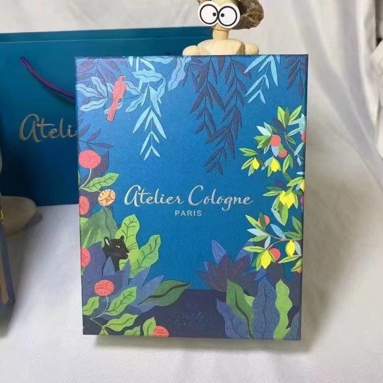 [คัดพิเศษ] Quality/65 Oolong Perfume Medium Sample Two Piece Gift Box 30ml รปยค combed บบดวว แสงดาวส