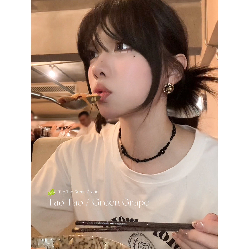 อุปกรณ์เสริมหญิง High-End fever Clavicle Chain สร้อยคอสีดําสไตล์เดียวกันอารมณ์ Black Agate ลูกปัดหรู