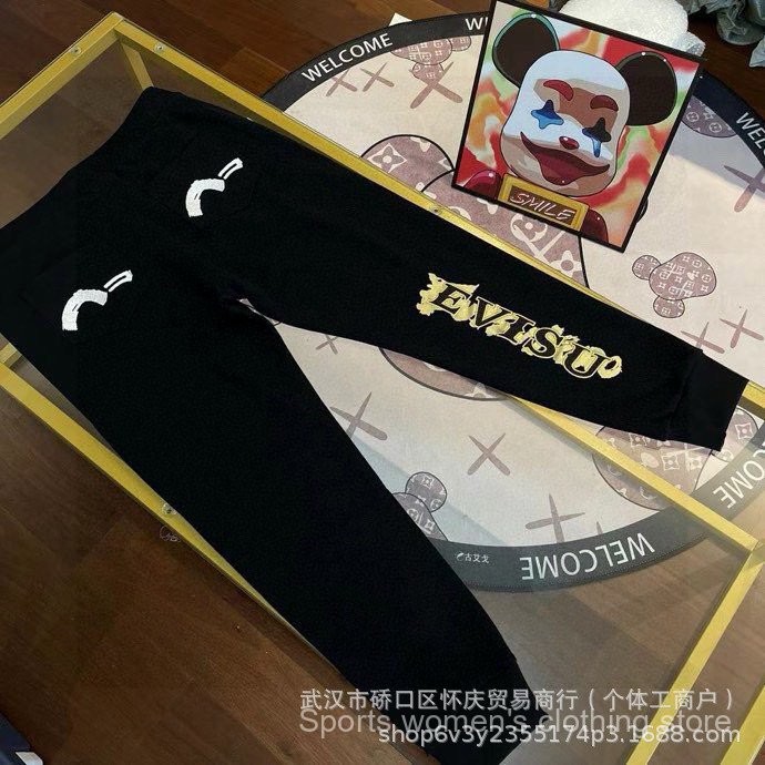 EVISU 25 สไตล์ใหม่สำหรับฤดูใบไม้ผลิ-ฤดูร้อน ออกแบบลายพิมพ์ตัวอักษรแบบสบายๆ เสื้อกันหนาวกางเกงขายาว