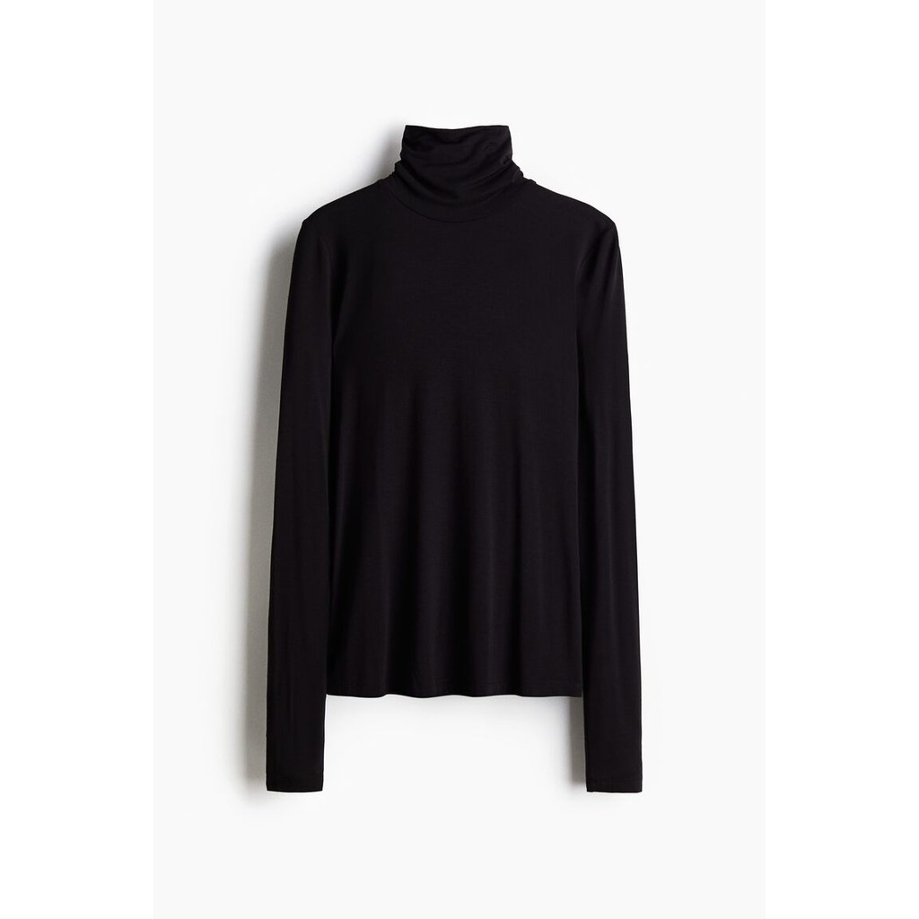 H&M(เอชแอนด์เอ็ม) เสื้อทอปคอเต่าผ้าวิสคอส ผู้หญิง 1306443_1