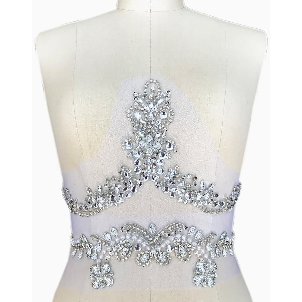 สร้อยคอมุก V ทรงเลื่อม มีคริสตัลและลายประดิด สไตล์เจ้าสาว เหมาะสำหรับชุดแต่งงาน (สีเงิน) BR2T