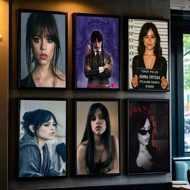 โปสเตอร์ศิลปะ.Canvas Jenna Ortega สำหรับผนัง ทำจากผ้าใบ ใช้ตกแต่งบ้าน