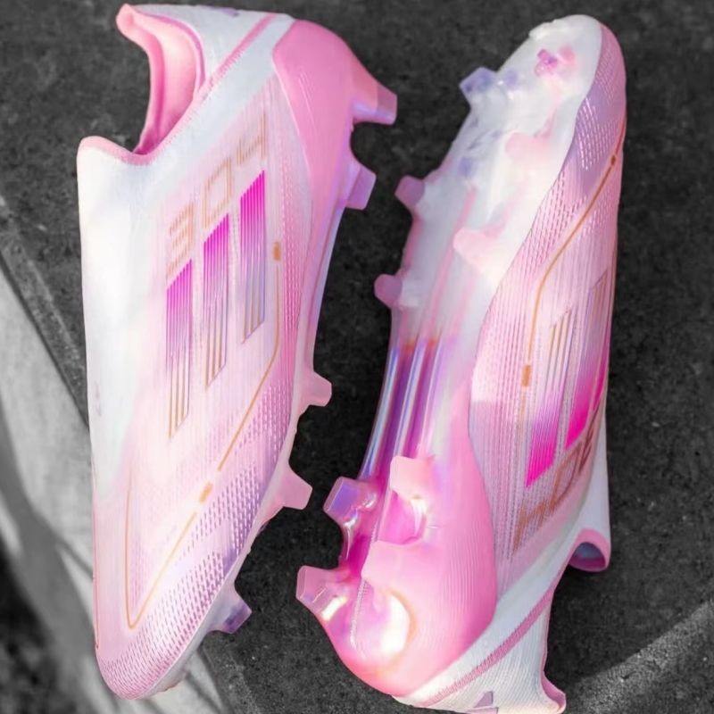 รองเท้าฟุตบอล Yamal F50 High-End สำหรับสนามหญ้าจริงและเทียม ออกแบบมาเพื่อนักเรียนและนักเตะที่เน้นควา