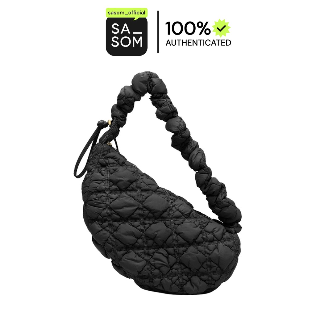 Carlyn Cozy M In Nylon With Gold Hardware Black | ของแท้ ตรวจสอบโดย SASOM