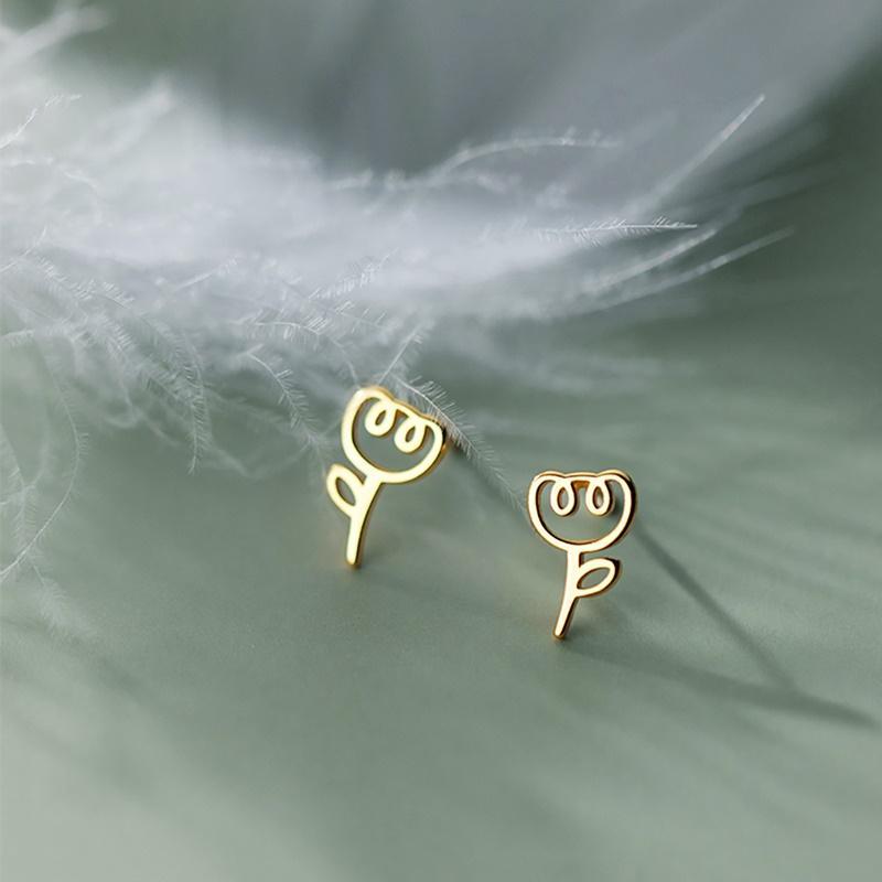 Florale Essence Earrings ต่างหูเงินแท้ S925 [MERCELO]