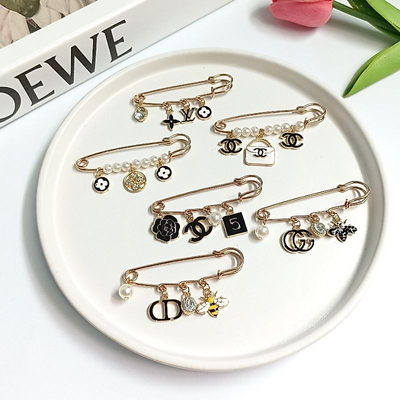 พร้อมส่ง🌈เข็มกลัดคนท้อง เข็มกลัดแฟชั่น กลัดปรับขนาด