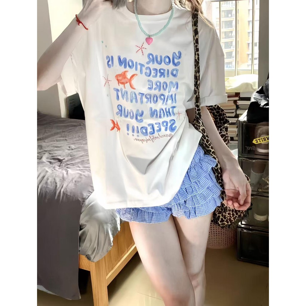 เกาหลี เสื้อแบบดารา เสื้อยืดแขนสั้น ผู้ชาย ผู้หญิง ลายทาง ตัวอักษร หลวม ลาย สกรีน ฤดูร้อน ฤดู้ใบไม้ผลิ