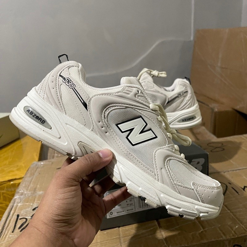 NB 530 biege (ชายและหญิง) RKPV