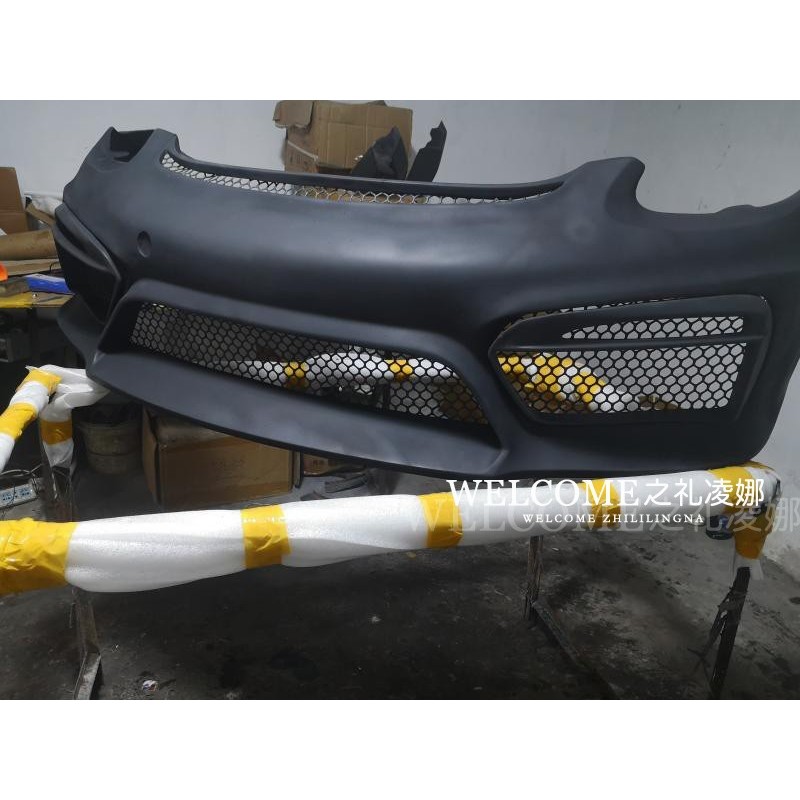 Porsche 981 Camboquest Modified GT4 Large Surround Semi-Carbon Fiber กันชนหน้าด้านหน้า