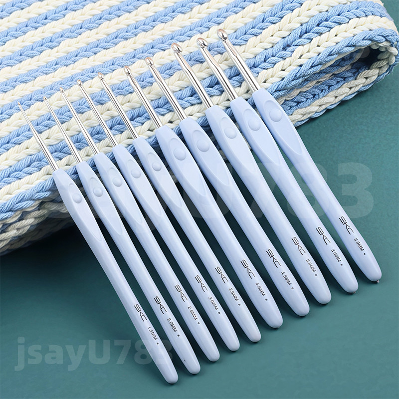 🏠jsayu เข็มถักโครเชต์ ด้ามจับนุ่ม วัสดุดี แบรนด์ SKC ด้ามสีฟ้า DIY สําหรับถักผ้าพันคอ หมวก และเสื้อกันหนาว