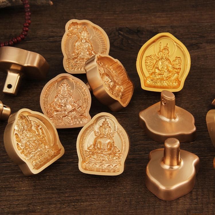藏式擦擦模具 小号 佛像手工压制工具 绿度母黄财神 制作佛像必备Tibetan-style wiping mold small Buddha statue manual pressing20251011