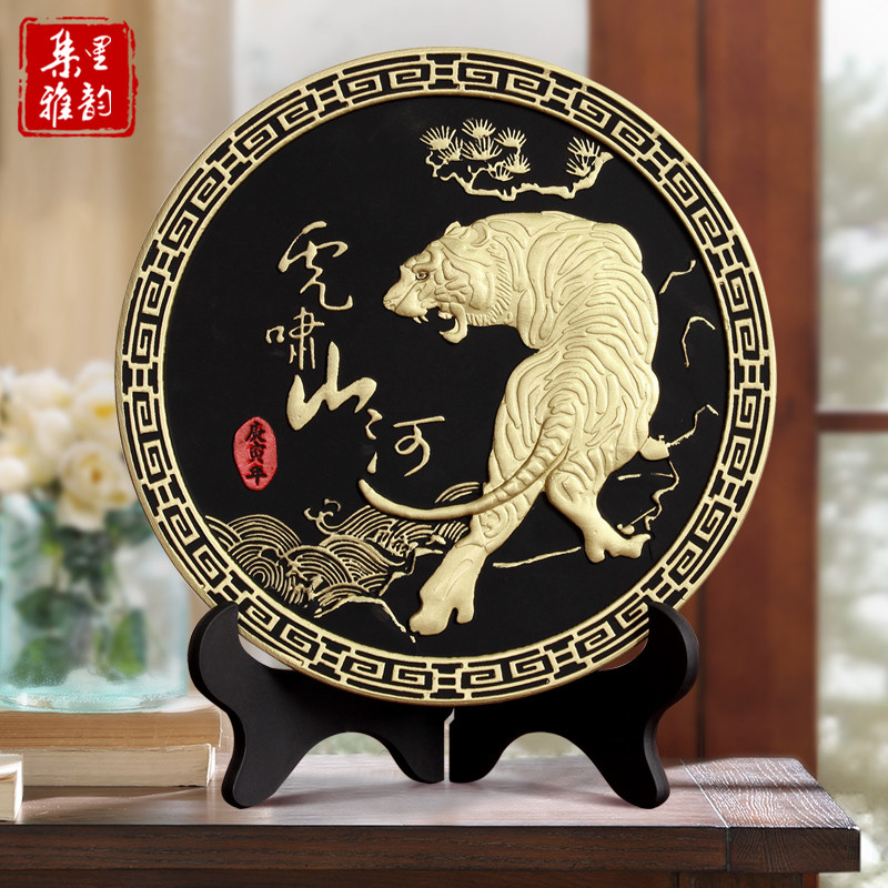 T Tiger Roage Mountain River Tiger เครื่องประดับหัตถกรรม Golden Tiger Uphill Zodiac ของที่ระลึก Offi