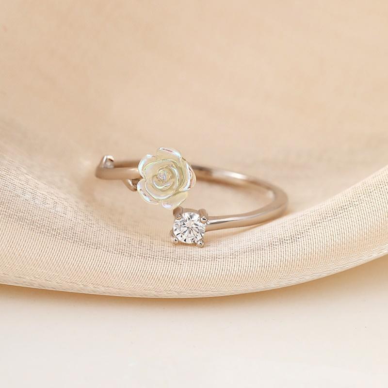 Rosette Ring แหวนเงินแท้ S925 [MERCELO]