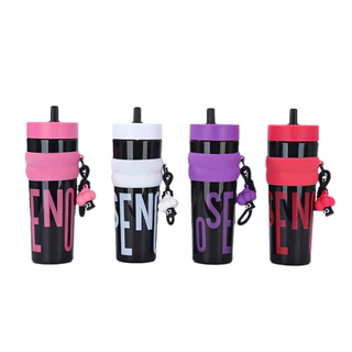 【สินค้าพร้อมส่ง】แก้วน้ําพลาสติก 900 ML มีที่หิ้ว ขนาดใหญ่ จุน้ำได้เยอะ แบบพกพา แบบสร้างสรรค์ มีฝาปิด แฟชั่นฤดูร้อน