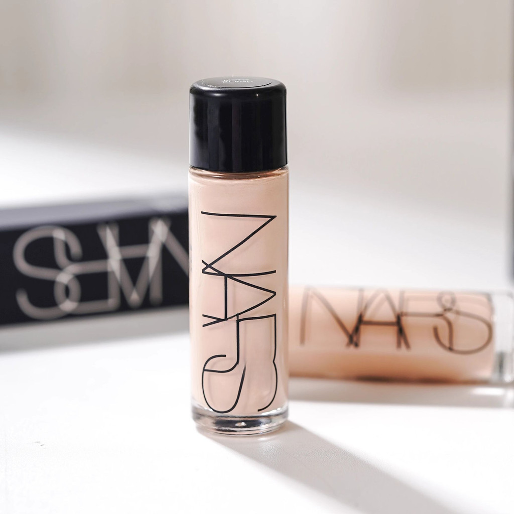 Narse Super Square Bottle Soft Matte Cleanser Concealer/Blemish Streamer Skin Liquid Foundation#L1. 