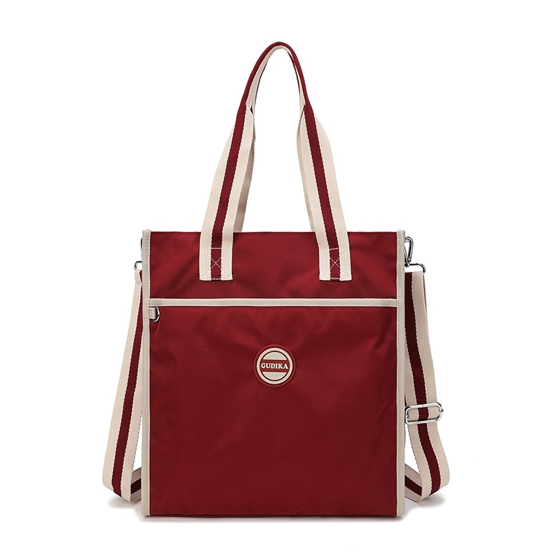GUDIKA- พร้อมส่งจากไทย 2025 TOTE BAG  ผ้าไนลอน กระเป๋าสะพายข้าง กระเป๋าสะพายไหล่ มีซิป สไตล์เท่ๆแบบเ
