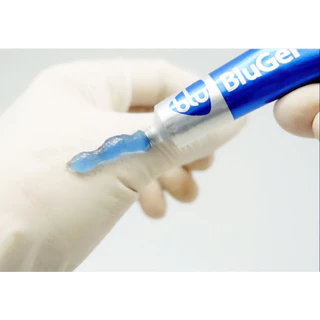 BluGel บลูเจล เจลใสทำแผล เพิ่มความชุ่มชื้น เร่งหายเร็ว ผสมนาโนซิลเวอร์ ป้องกันแผลติดเชื้อ 15 g.