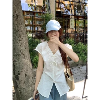 Red Berryเสื้อเชิ้ตคอวีผูกโบว์สไตล์เกาหลีผู้หญิง ดีไซน์จีบ ทรงเข้ารูป เอวเข้ารูป หน้าร้อน99200