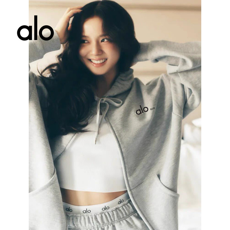 Alo yoga สเวตเตอร์ฮู้ดมีซิป สไตล์อเมริกัน เนื้อผ้าหนาพิมพ์ตัวนูน ด้านในขนฟู ทรงหลวมสวมใส่สบาย สำหรับผู้ชายและผู้หญิง