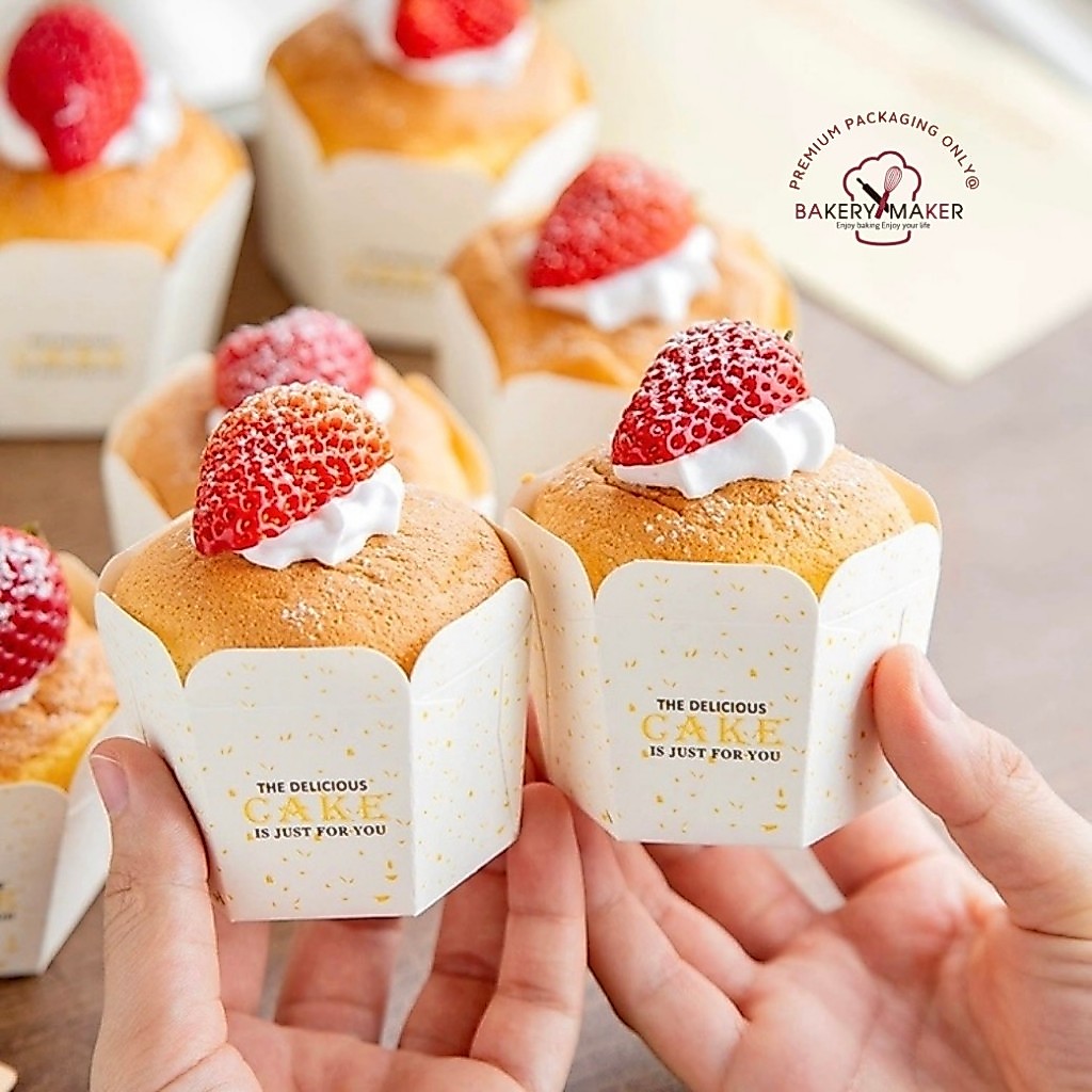 ถ้วยคัพเค้ก เข้าเตาอบได้ แพค 50 ใบ / Cupcake ถ้วยกระดาษ 6 เหลี่ยม