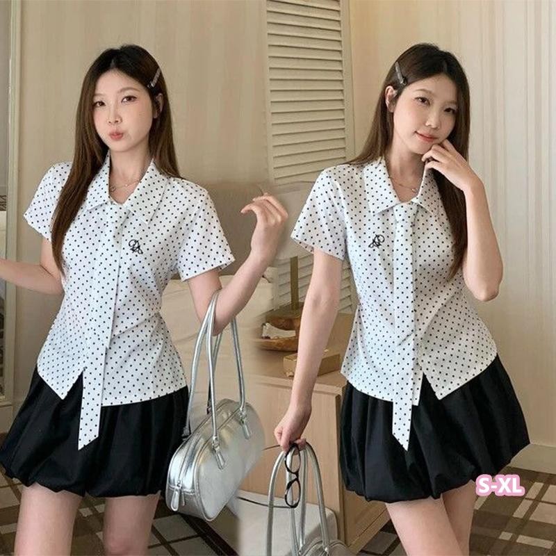 Grace เสื้อเชิ้ตแขนสั้น สไตล์ฝรั่งเศส เรียบหรู กระชับสัดส่วน เสื้อลายจุด แฟชั่นฤดูร้อน ขายดีในร้าน เสื้อท่อนบน W644