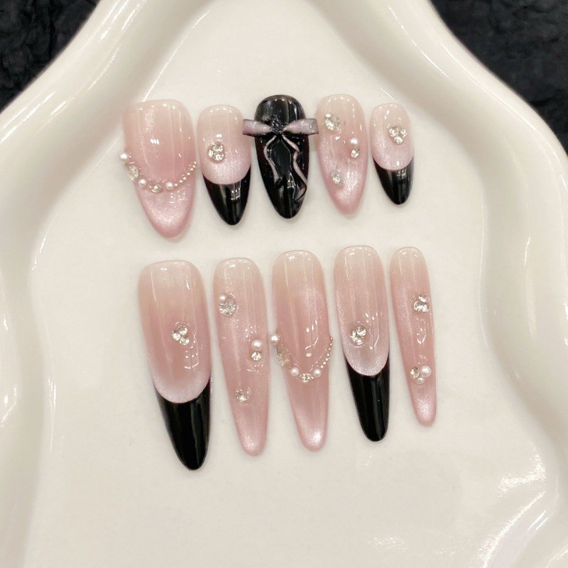 10 ชิ้น Dreamy สีชมพูหวานสีม่วง Cat Eye Handmade กดบนเล็บบดเพชร Pearl Bow ฝรั่งเศส Glitter เล็บปลอมที่ถอดออกได้นํากลับมาใช้ใหม่ได้