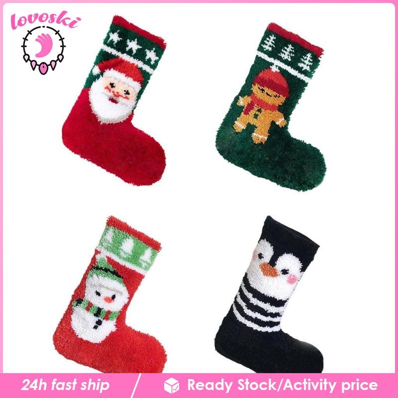 [Lovoski] DIY Latch Hook Kit ถุงเท้าคริสต์มาส Fuzzy Rug - พร้อมผ้าใบ, เครื่องมือ, คําแนะนํา, เส้นด้า