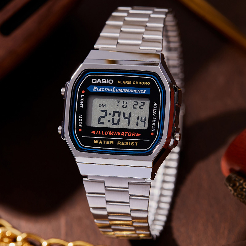 Casio casio casio นาฬิกา Retro Square นาฬิกาอิเล็กทรอนิกส์เงินสี่เหลี่ยมเล็กผู้ชายผู้หญิงนาฬิกา A168