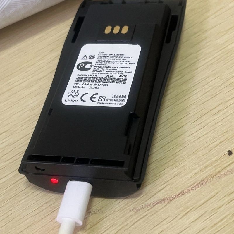 เหมาะสําหรับ Motorola GP3688/GP3188/XIRP3688 Walkie-Talkie แบตเตอรี่ลิเธียม TYPE-C พอร์ตแบตเตอรี่ลิเ