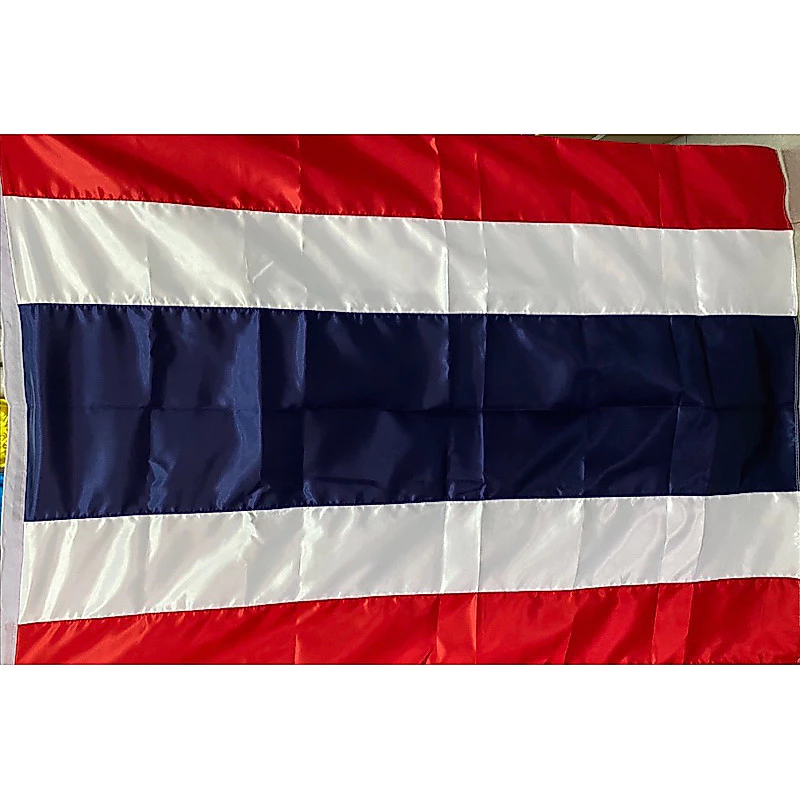ธงชาติไทย ผ้าต่วนหนา และผ้าร่ม ราคาประหยัด
