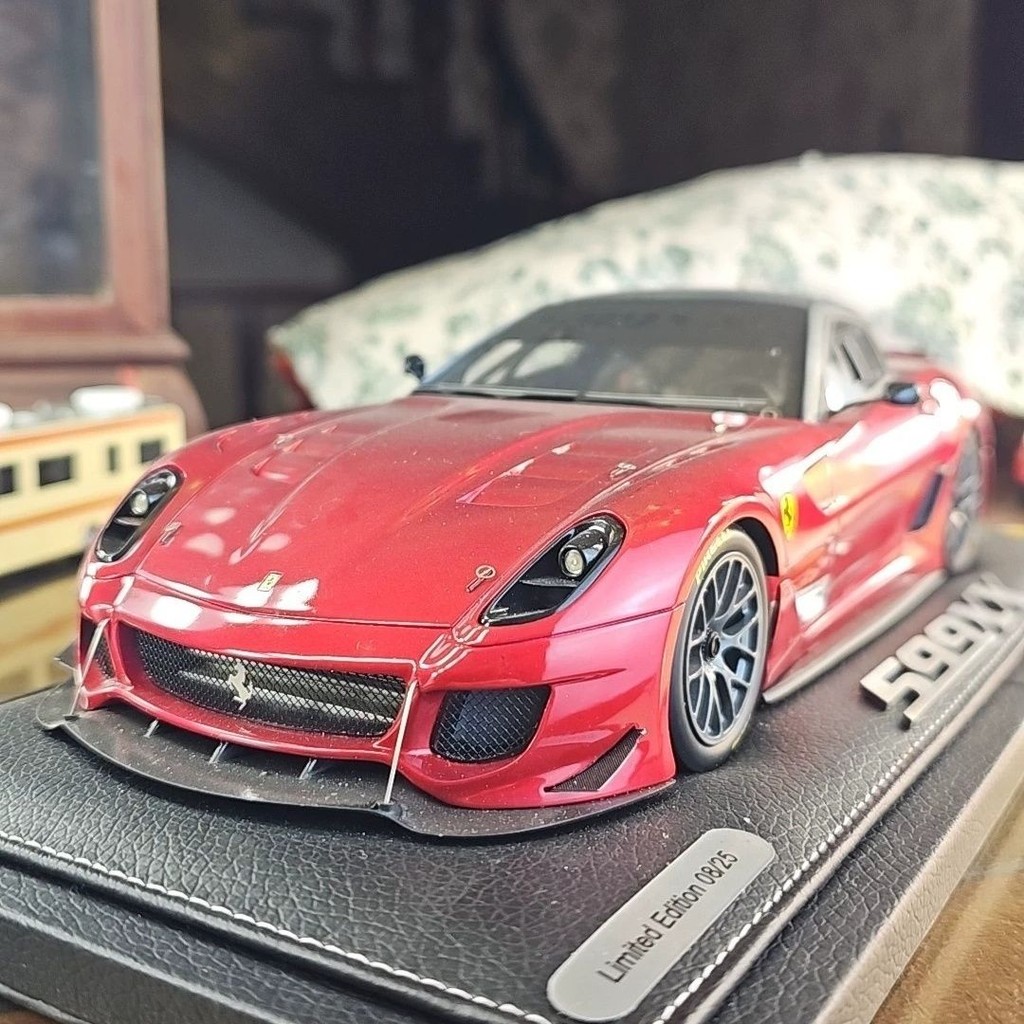 1/18BBR Ferrari 599XX EVO No. 8/25