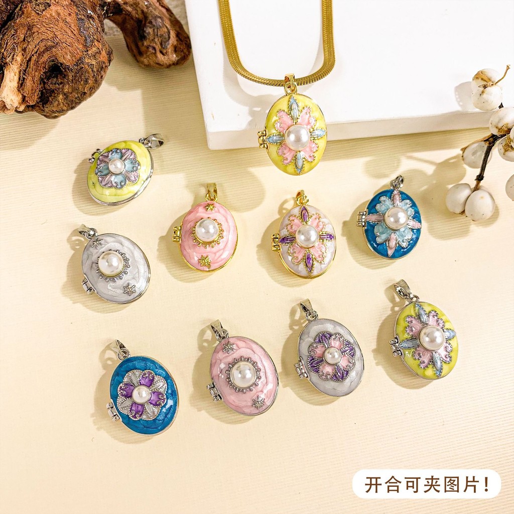 จี้กล่องรูปถ่ายทรงกลม สีเคลือบ เพิ่มความสวยงามให้แก่คอลเล็กชันของคุณ
