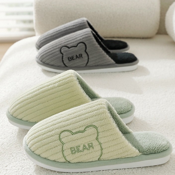 HONE818 รองเท้าใส่ในบ้าน รองเท้าผ้ากำมะหยี่ (ลาย BEAR ) พื้นยาง กันลื่น พร้อมส่ง แนะนำเพิ่ม1ไซส์ T808