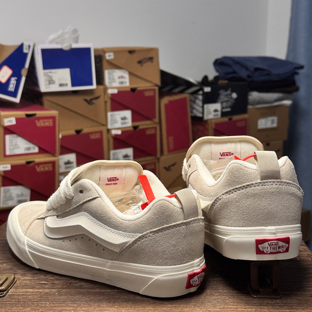 Vans Knu Skool รองเท้าบอร์ดลําลองตัดต่ําสีขาว - รูปที่ 2