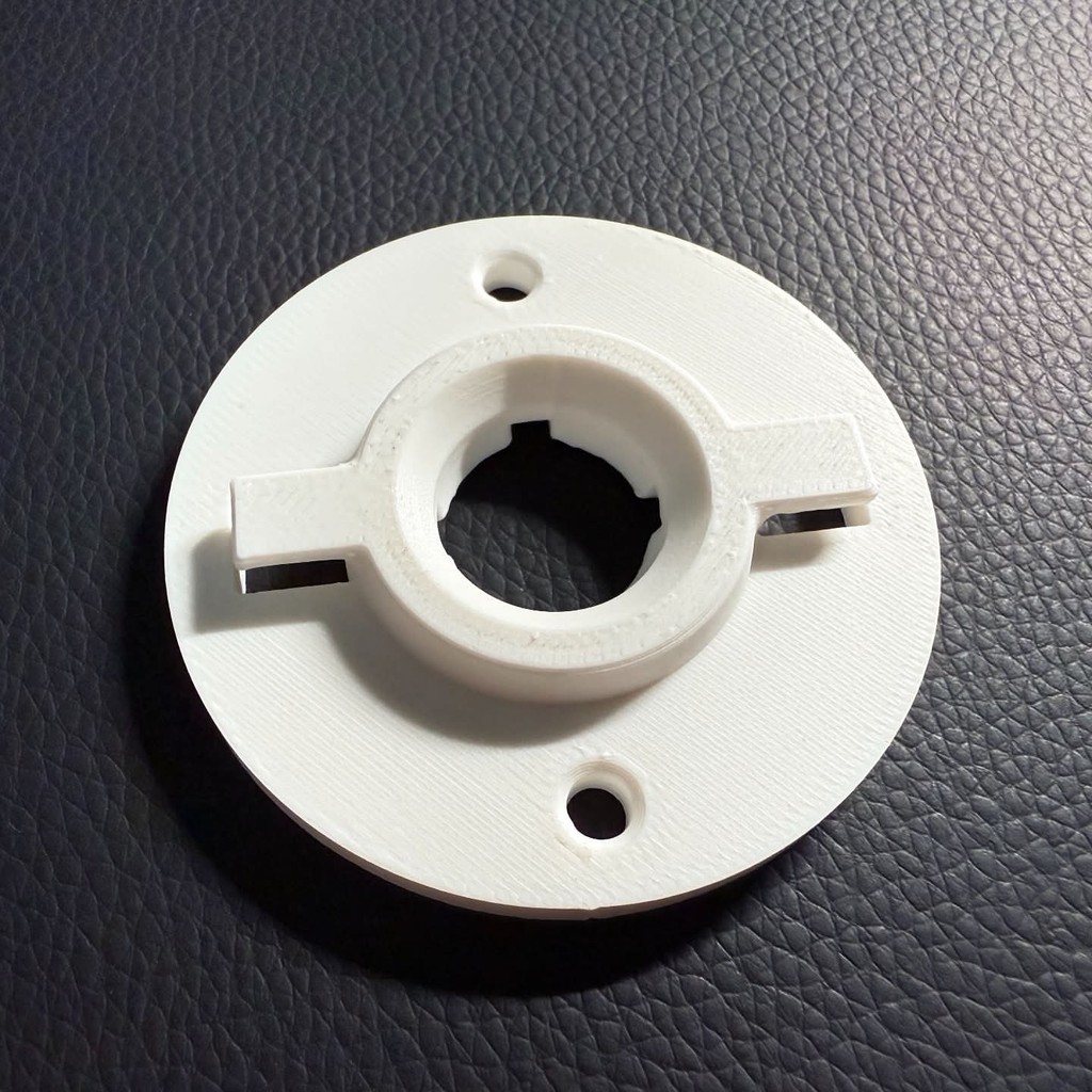 T28 - ขายึดกล้อง Tapo C200 / C210