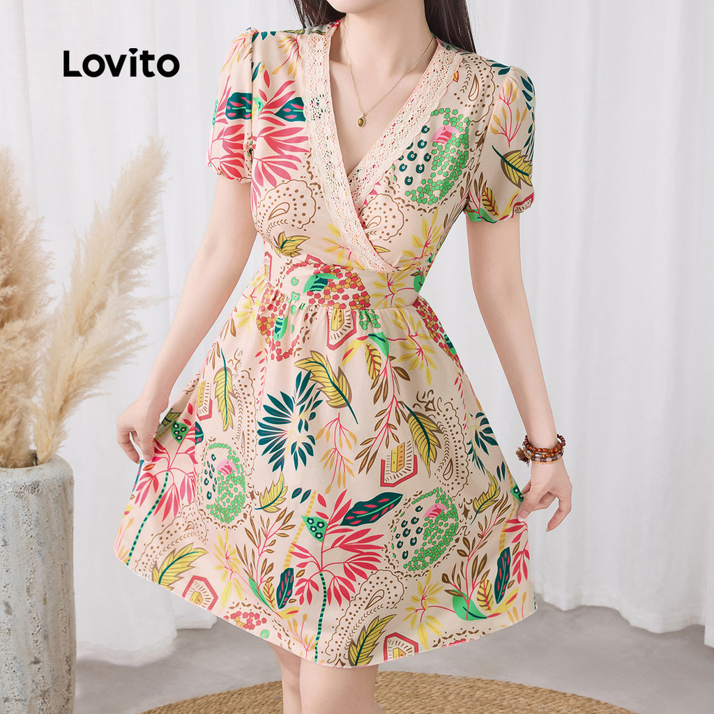 Lovito โบโฮ ชุดเดรสลายดอกไม้คอระบายสําหรับผู้หญิง L132ED449