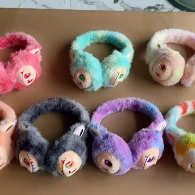 Labubu ถุงหูกันลมแบบนุ่ม ตุ๊กตาสำหรับผู้ชายและผู้หญิง ป้องกันลมเย็นได้ดี JZ929ZS