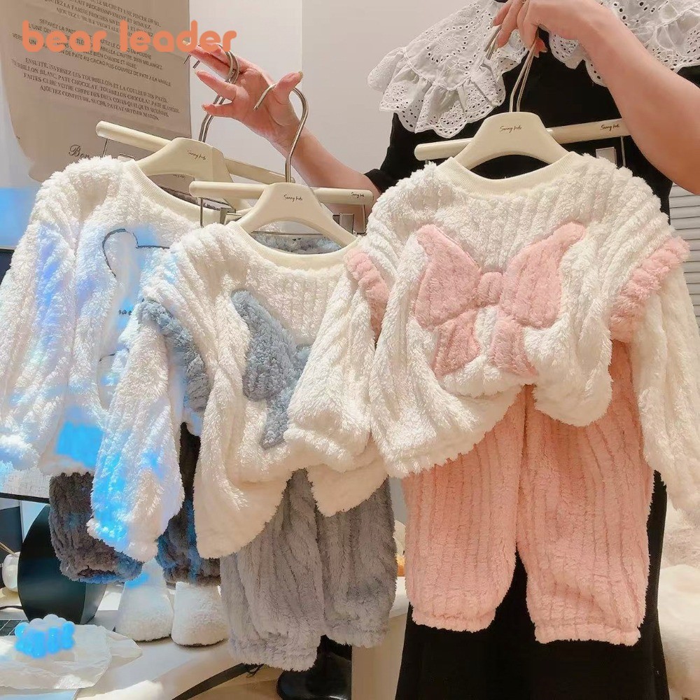 ชุดนอนหมีแขนยาวพรินต์ลายโบว์สำหรับเด็กผู้ชาย ชุดสองชิ้น อบอุ่นและสวมใส่ง่ายในฤดูหนาว