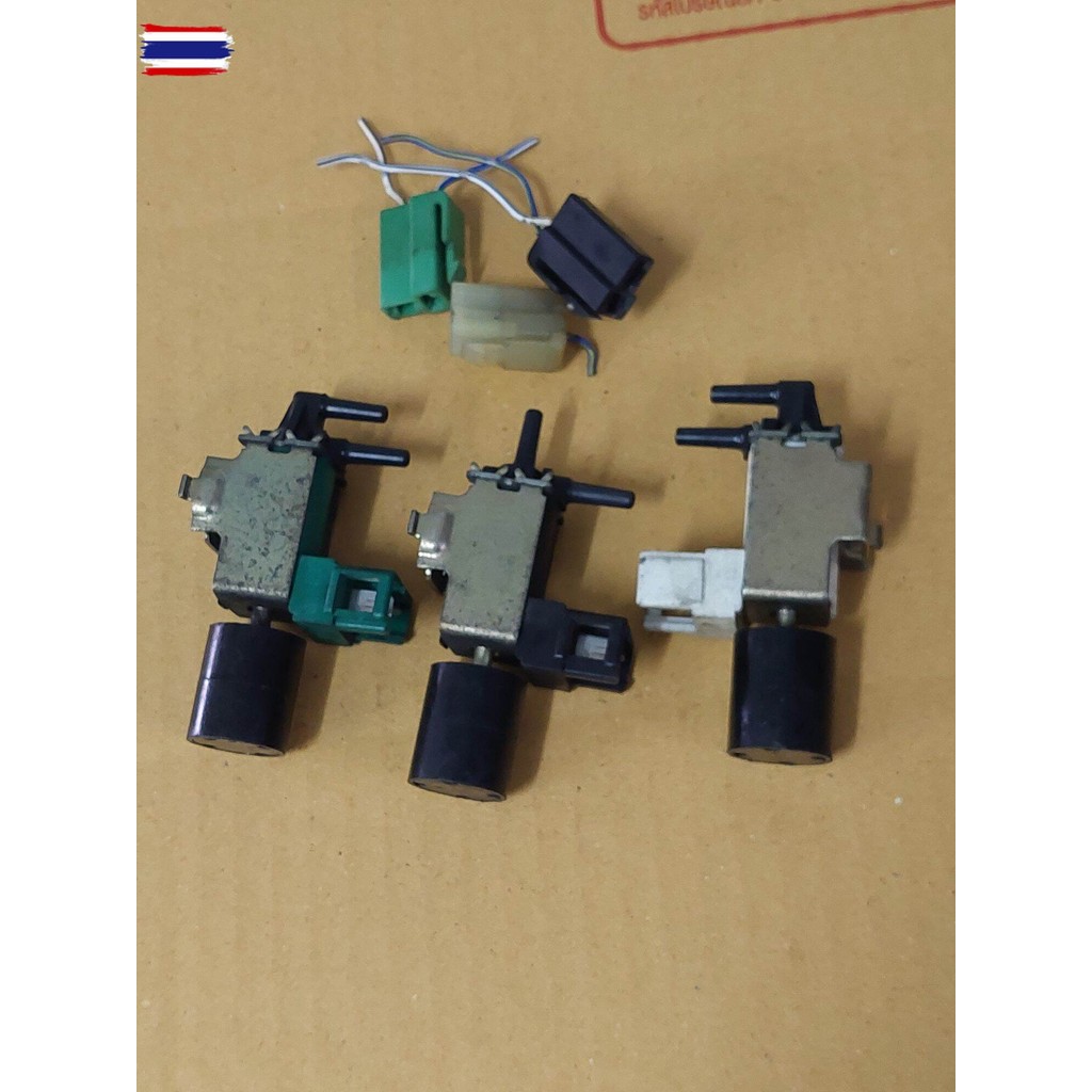 แว๊กคั้มแอร์ TOYOTA MIGHTY-X 3L 5L โตโยต้า ไมตี้เอ็ก 3ทาง ปลัก2ช่อง /priceต่อ1ชิ้น/ มือ2ญี่ปุ่น